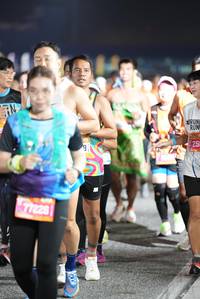 BIB: 77226, 251
                            <button type="button" onclick="openModal(19607108)" class="btn btn-primary btn-sm float-right btn-popup" data-toggle="modal" data-target=".modal-high-quality">
                        <i class="fas fa-shopping-cart"></i> Add to Cart
                    </button>
                                            <button type="button" onclick="isThisMe(19607108, true)" class="btn btn-success btn-sm float-right btn-popup btn-isme hidden" data-toggle="tooltip" data-placement="bottom" title="นี่คือรูปของคุณใช่ไหม คลิกที่นี่เพื่อเอาเข้าอัลบั้ม">
                        <i class="fas fa-plus"></i> Add to album
                    </button>
                    <button type="button" onclick="isThisMe(19607108, false)" class="btn btn-warning btn-sm float-right btn-popup btn-isnotme hidden">
                        <i class="fas fa-ban"></i> Remove from album
                    </button>